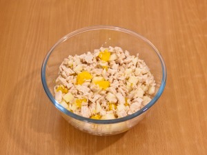 Курица, тушенная с рисом и овощами картинки Курица, тушенная с рисом и овощами картинки