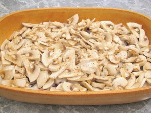 Говядина, запеченная с картофелем и грибами Говядина, запеченная с картофелем и грибами