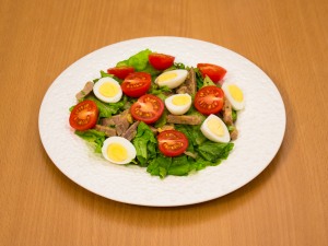 Салат из мяса помидор яйца