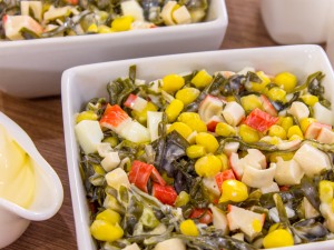 2019 год - Салаты с морской капустой и крабовыми палочками 2019 год - Салаты с морской капустой и крабовыми палочками - Год 2019